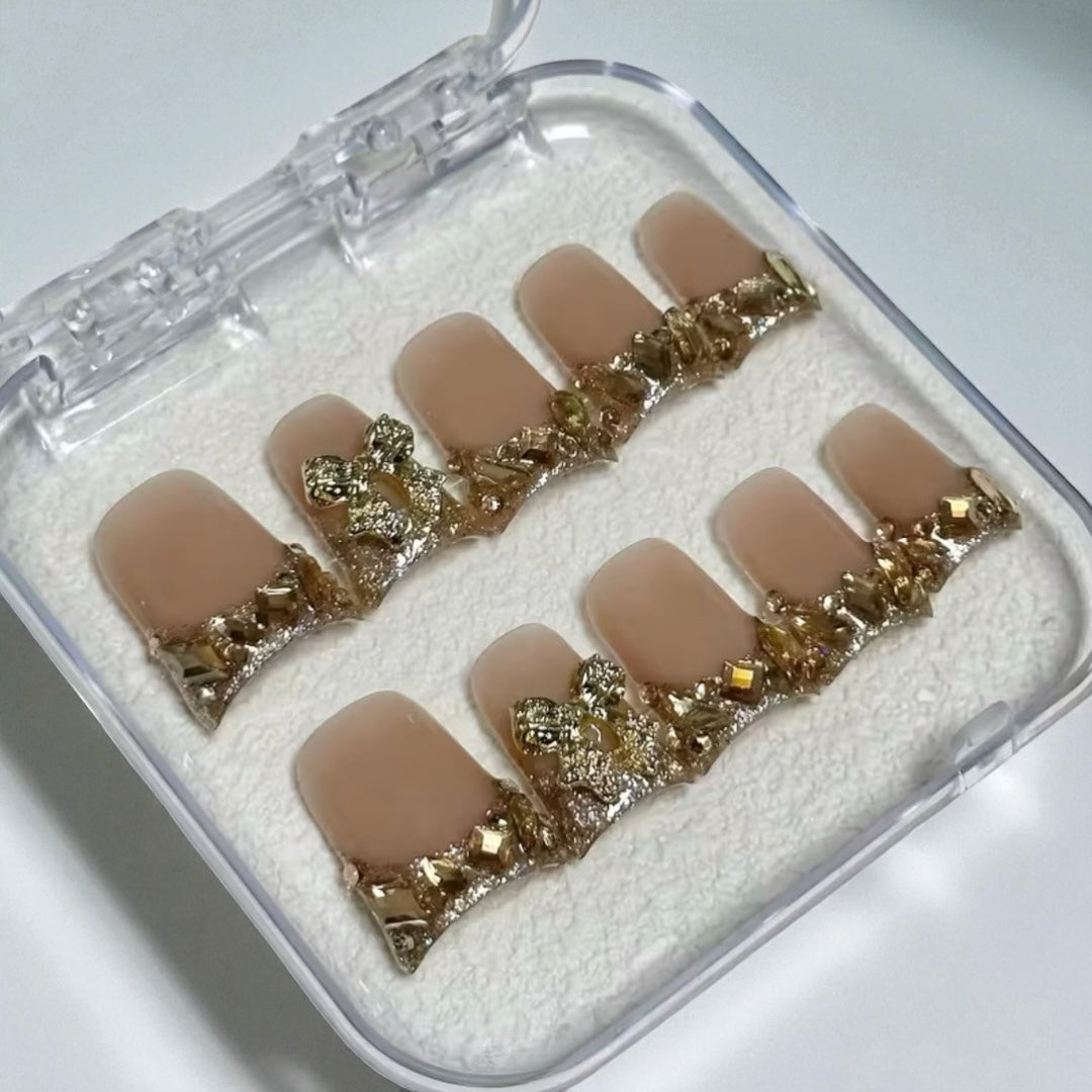 Opulent Charm – CROWNED customs